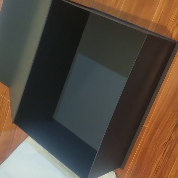 CHANEL Gift Box Black - Picture 7 of 9